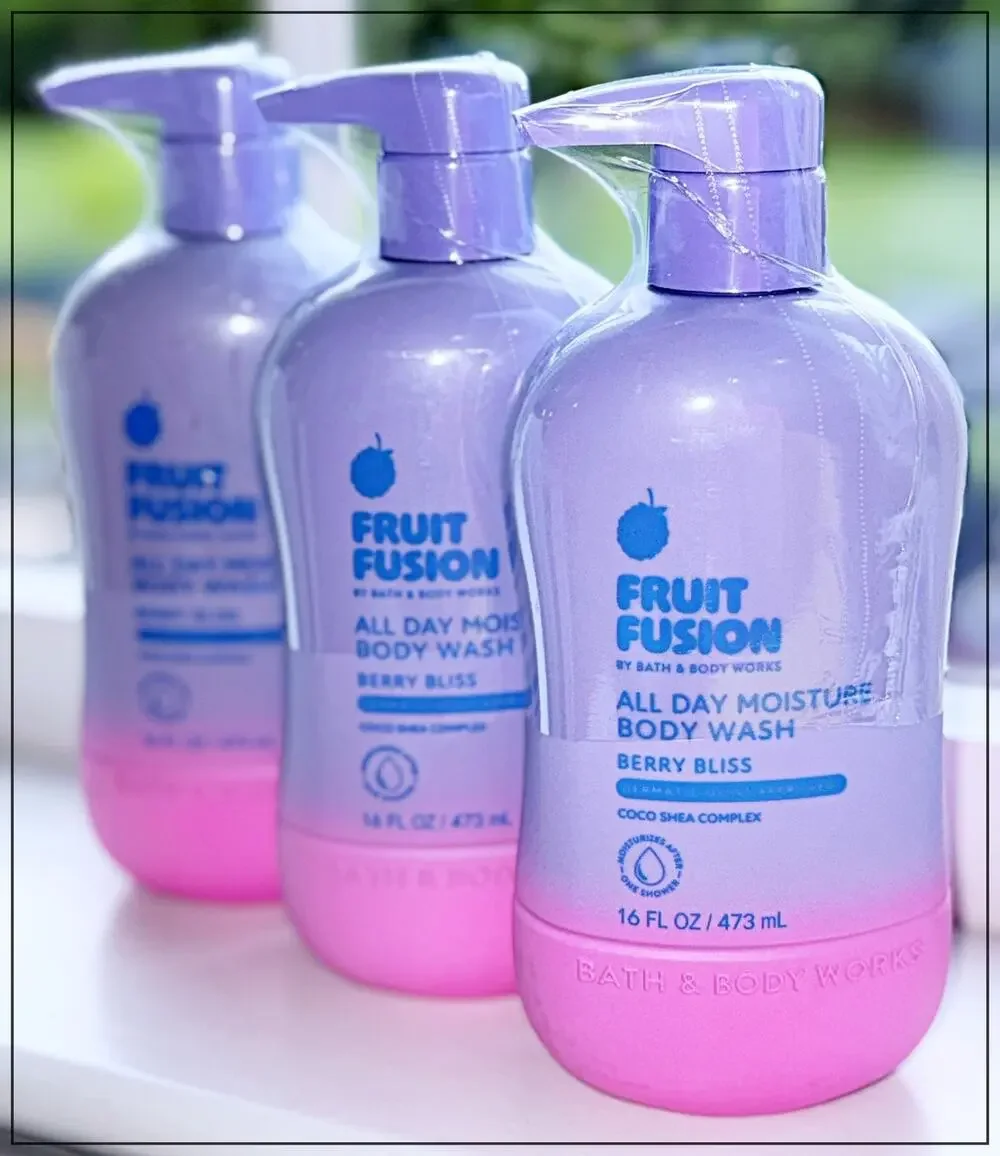 Bath & Body Works Fruit Fusion Berry Bliss 16 oz Moisturizing Body Wash x3